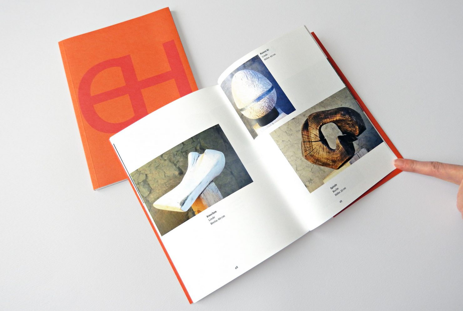 Skulpturen Inhalt Katalog Esther Hersberger Corporatedesign Editorialdesign