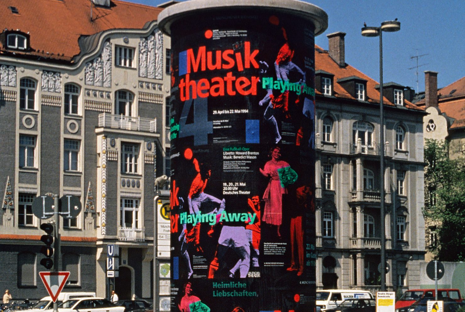 Aussenwerbung Plakate Litfasssäule 4. Münchener Biennale Internationales Festival für neues Musiktheater München künstlerische Leitung Hans Werner Henze 1994 corporatedesign